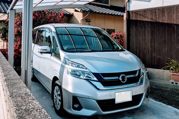 自動車ローン返済中の債務整理